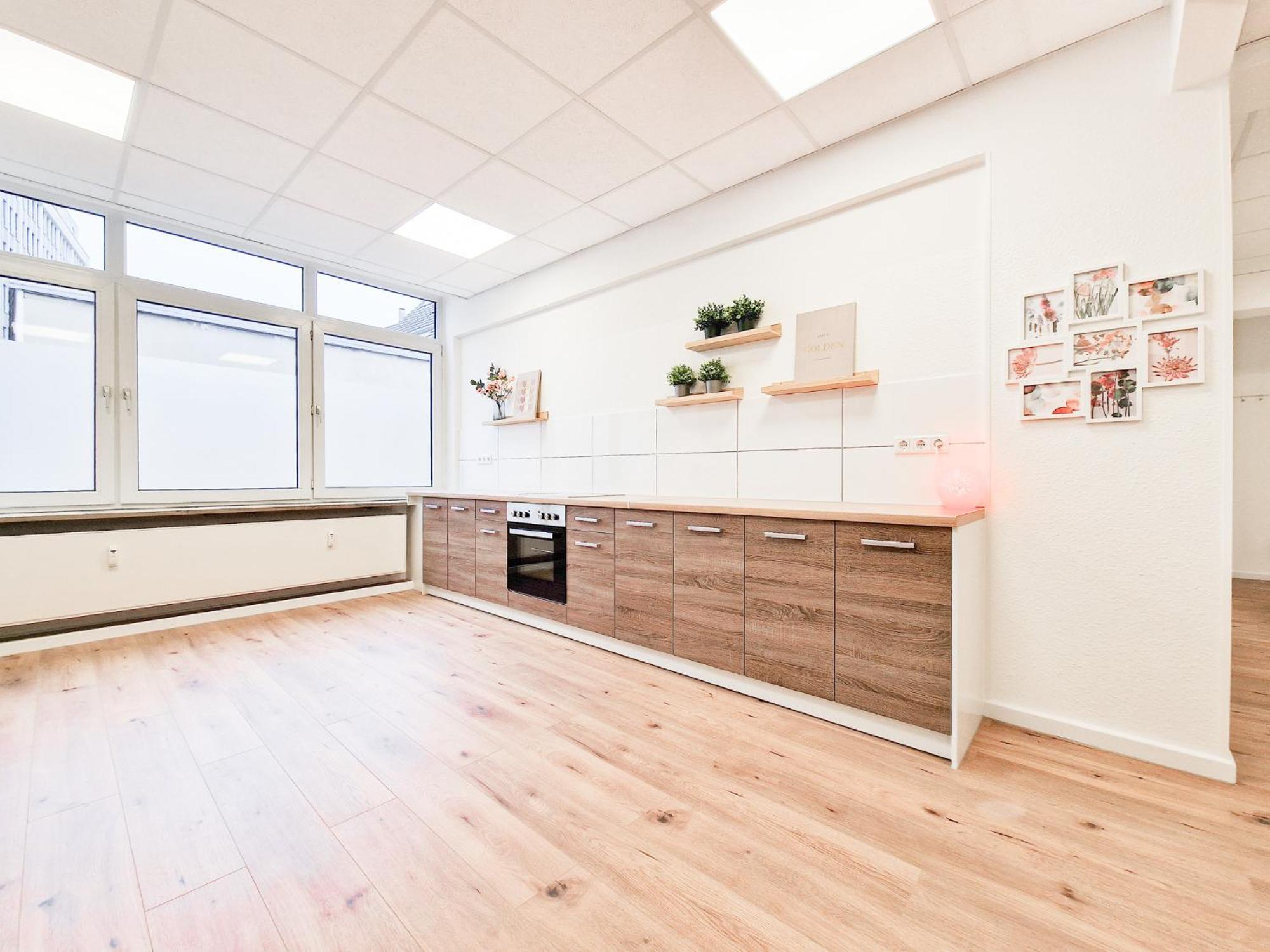 Raj Living - City Center Apartments With 5 Rooms - 10 Min Messe Dus デュッセルドルフ エクステリア 写真