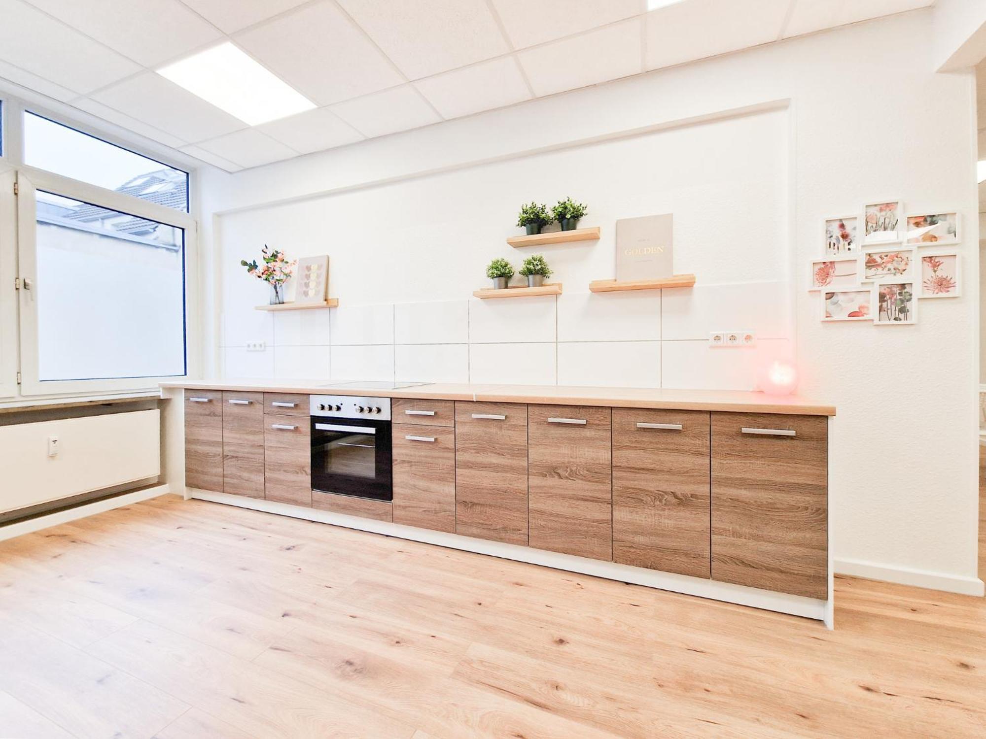 Raj Living - City Center Apartments With 5 Rooms - 10 Min Messe Dus デュッセルドルフ エクステリア 写真